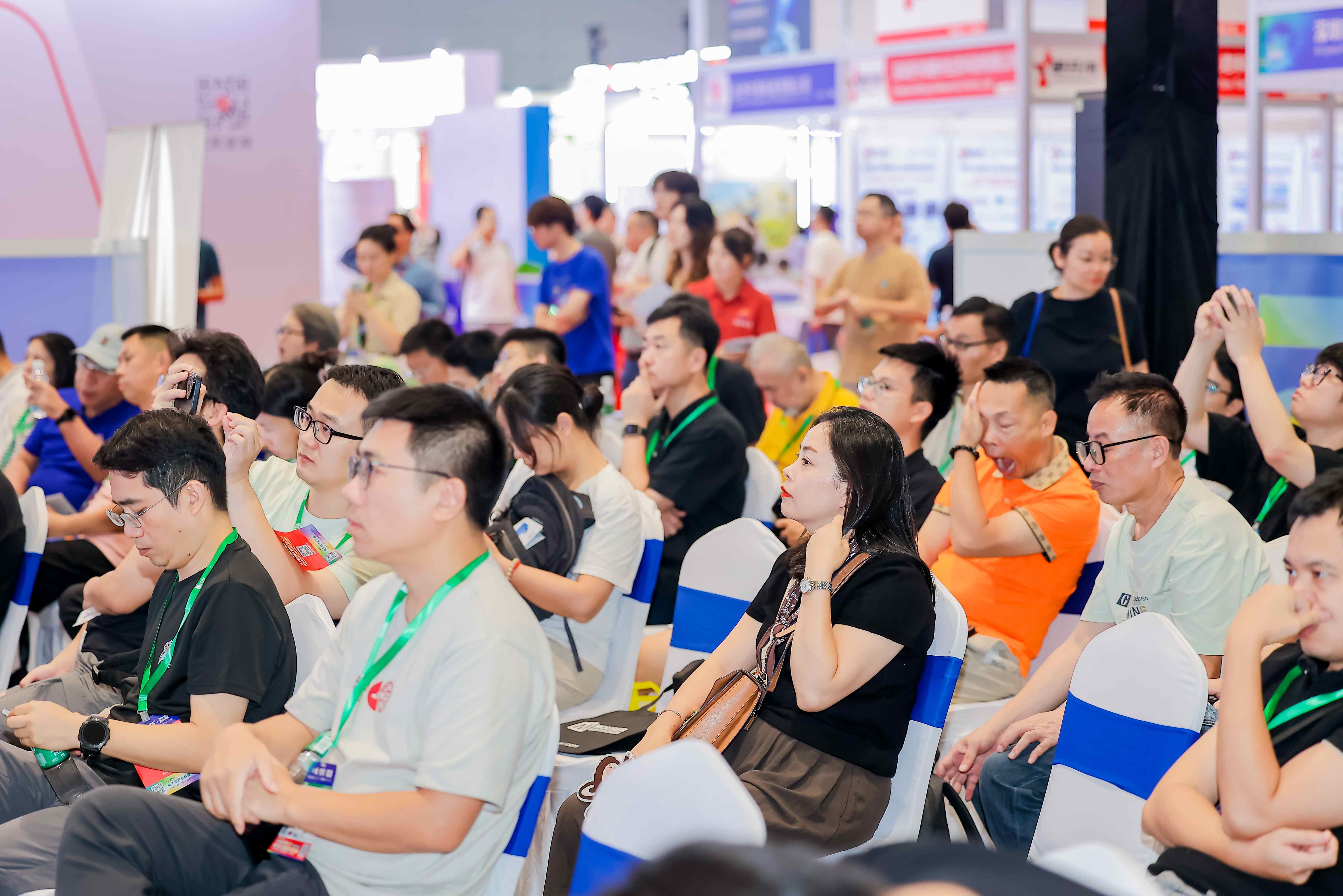 源创会—AIoT 共振场重构万物智联新图层